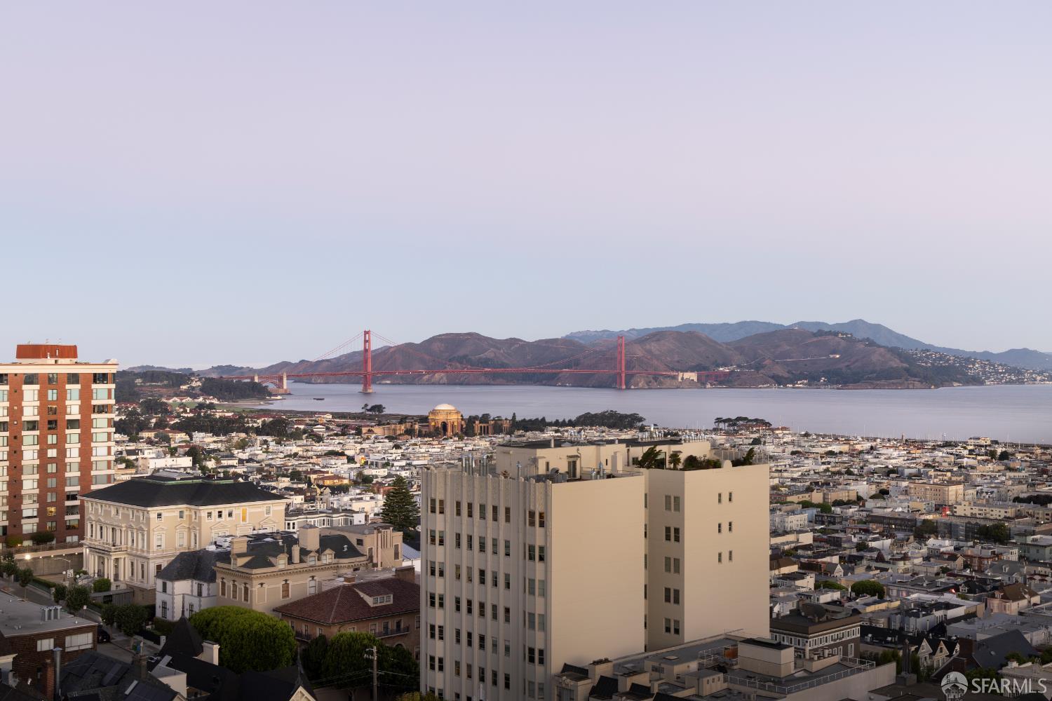 Detail Gallery Image 25 of 33 For 2100 Pacific Ave #10,  San Francisco,  CA 94115 - 3 Beds | 3/1 Baths