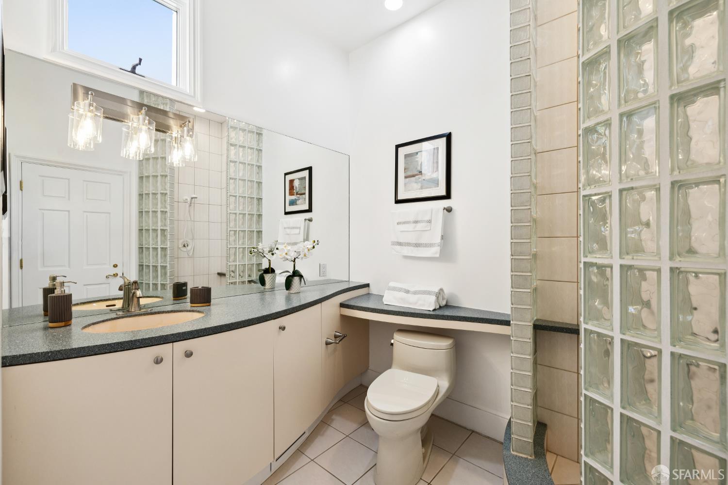 Detail Gallery Image 31 of 67 For 722 Jacaranda Cir, Hillsborough,  CA 94010 - 5 Beds | 4 Baths