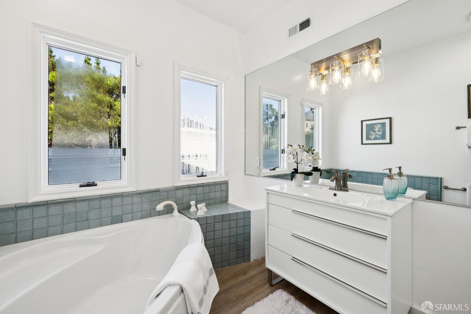 Detail Gallery Image 50 of 67 For 722 Jacaranda Cir, Hillsborough,  CA 94010 - 5 Beds | 4 Baths