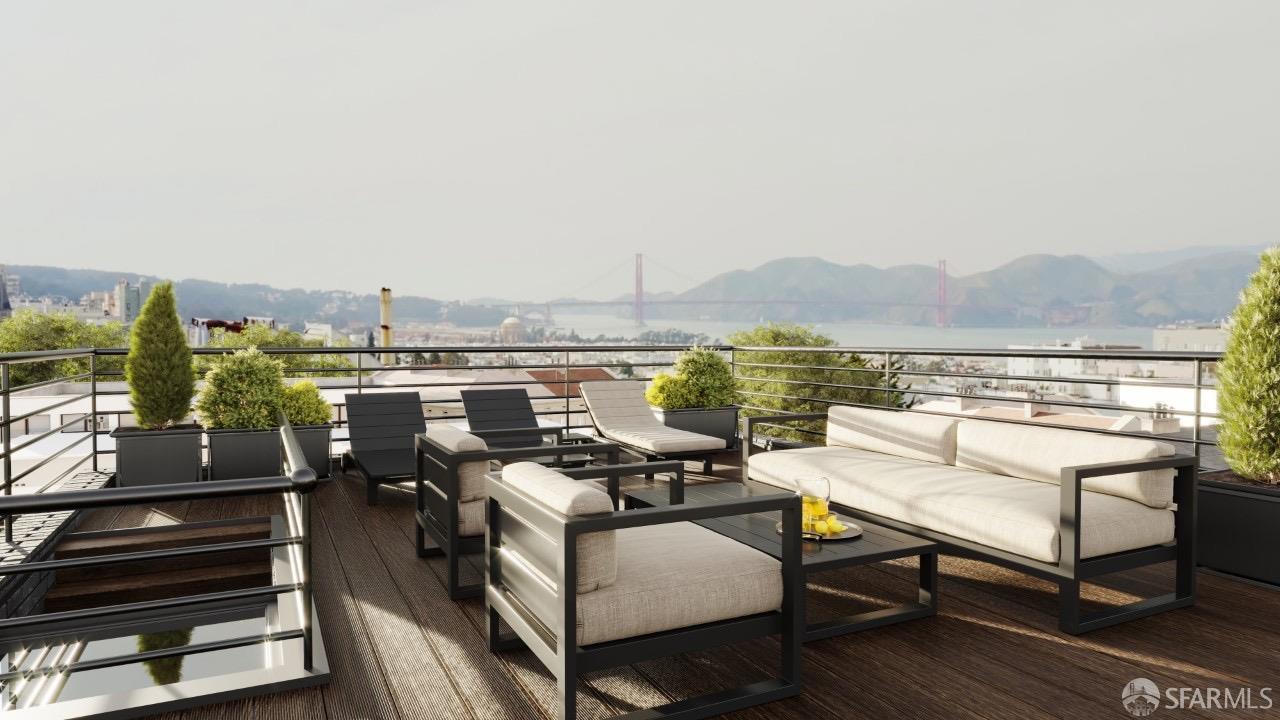 Detail Gallery Image 9 of 12 For 1364 Pacific Ave, San Francisco,  CA 94109 - 8 Beds | 8 Baths
