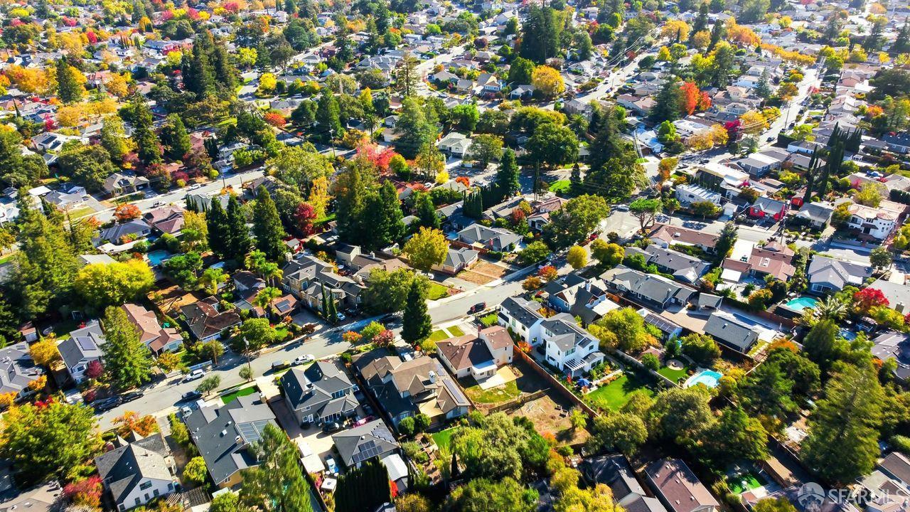 Detail Gallery Image 34 of 41 For 170 Hillview Ave, Redwood City,  CA 94062 - 3 Beds | 2 Baths