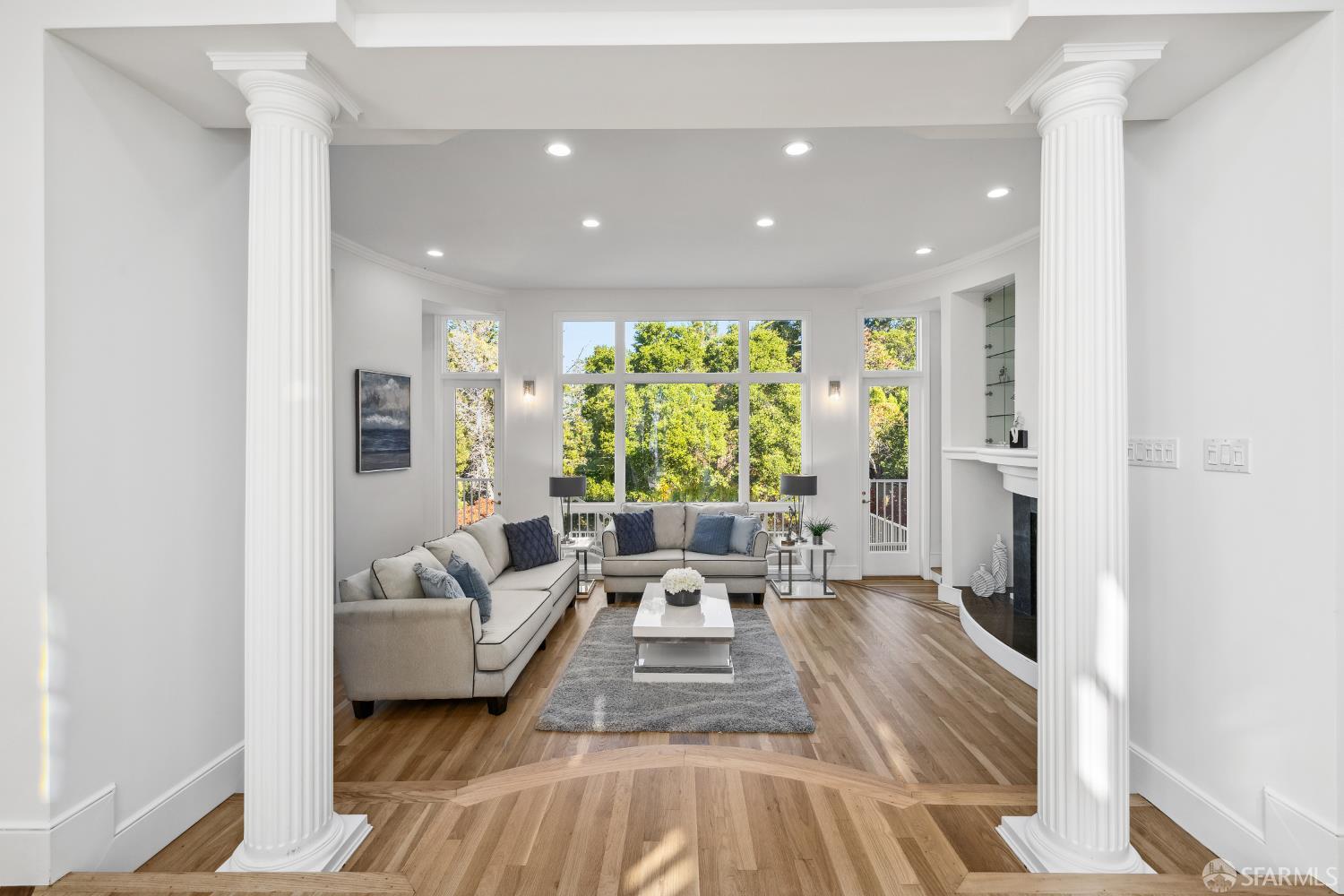 Detail Gallery Image 9 of 67 For 722 Jacaranda Cir, Hillsborough,  CA 94010 - 5 Beds | 4 Baths