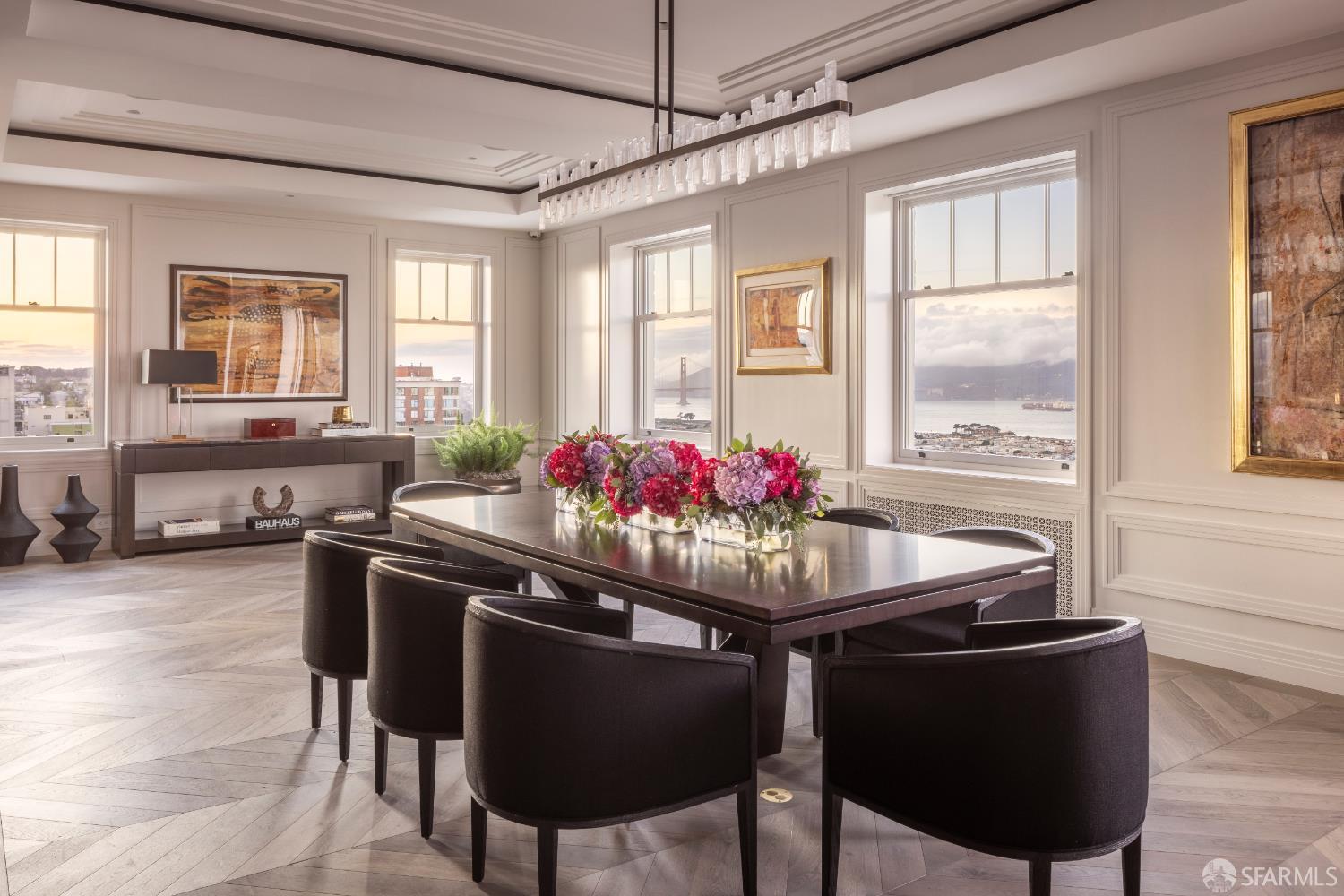 Detail Gallery Image 5 of 33 For 2100 Pacific Ave #10,  San Francisco,  CA 94115 - 3 Beds | 3/1 Baths