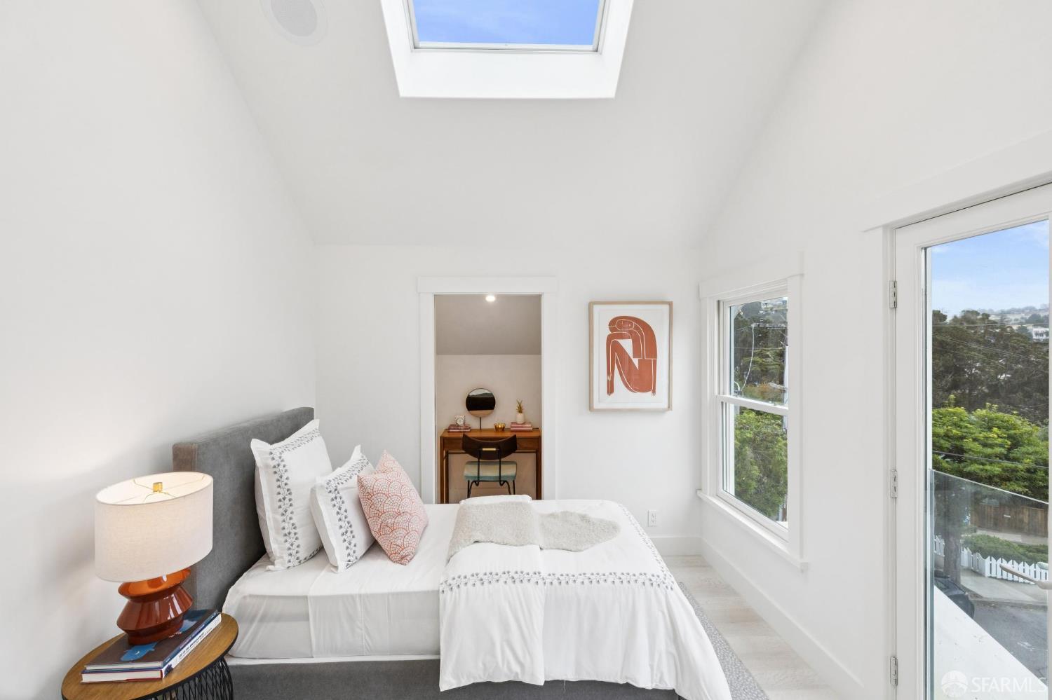 Detail Gallery Image 40 of 53 For 95 Nordhoff St, San Francisco,  CA 94131 - 4 Beds | 5 Baths