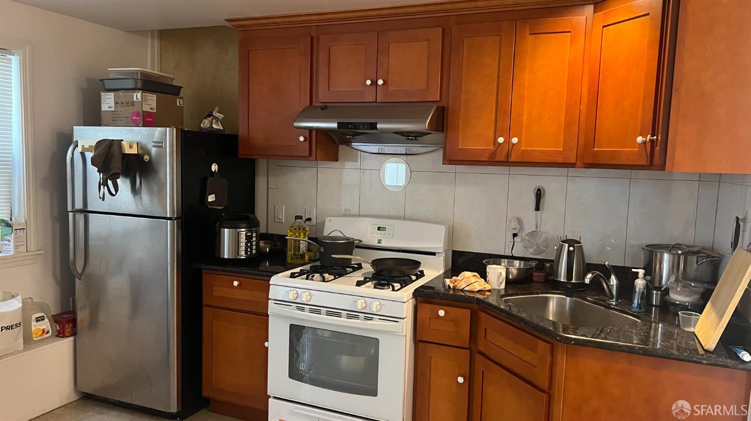 Detail Gallery Image 6 of 8 For 1216 32nd Ave, San Francisco,  CA 94122 - 4 Beds | 4 Baths