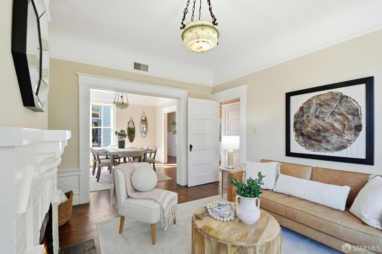 1121 Broderick Street