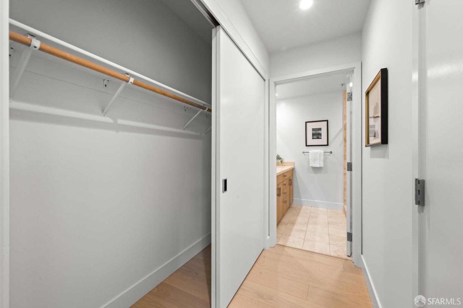 Photo #22: 425075964 Listing: Photo #22