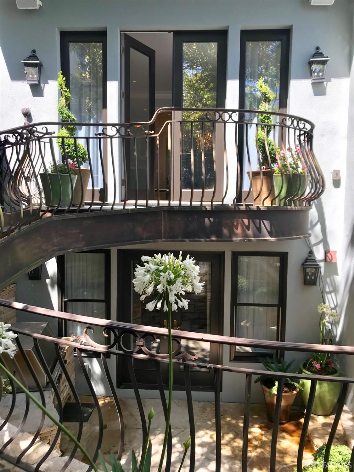 Detail Gallery Image 38 of 40 For 2828 Divisadero St, San Francisco,  CA 94123 - 4 Beds | 5/1 Baths