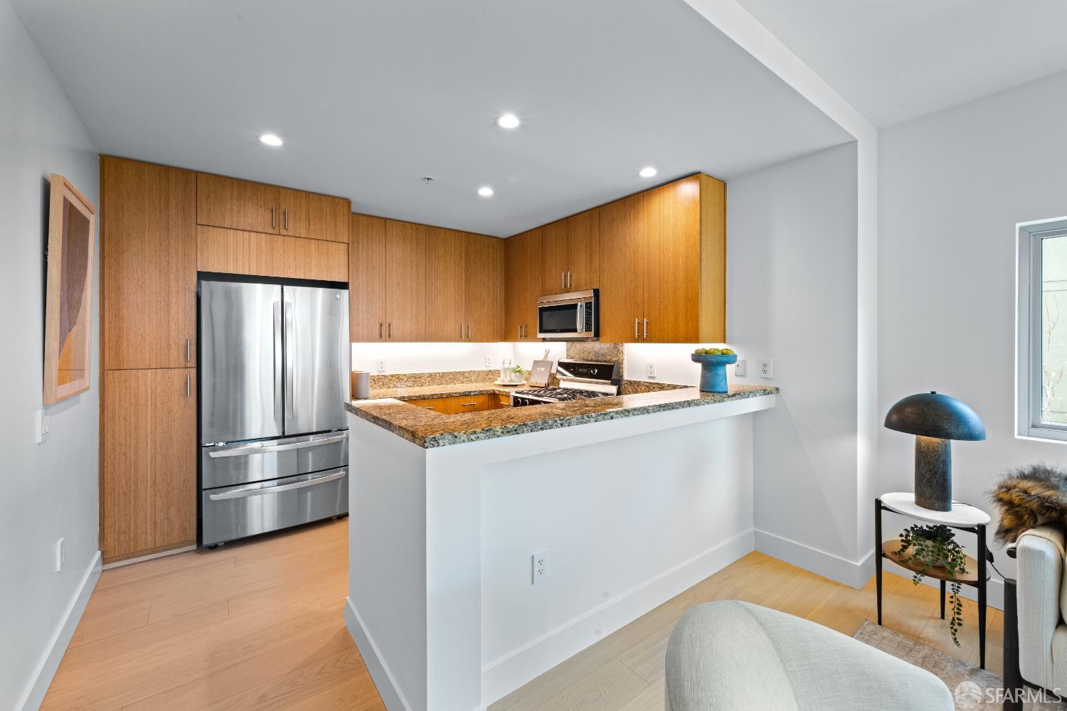 Photo #10: 425075964 Listing: Photo #10