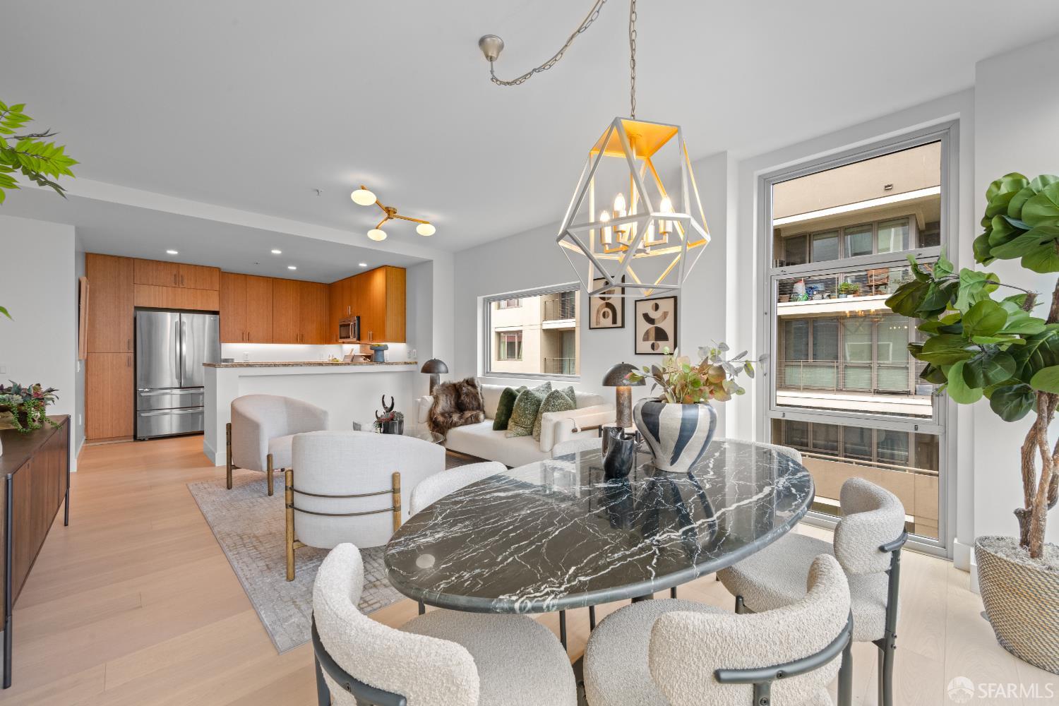 Photo #7: 425075964 Listing: Photo #7