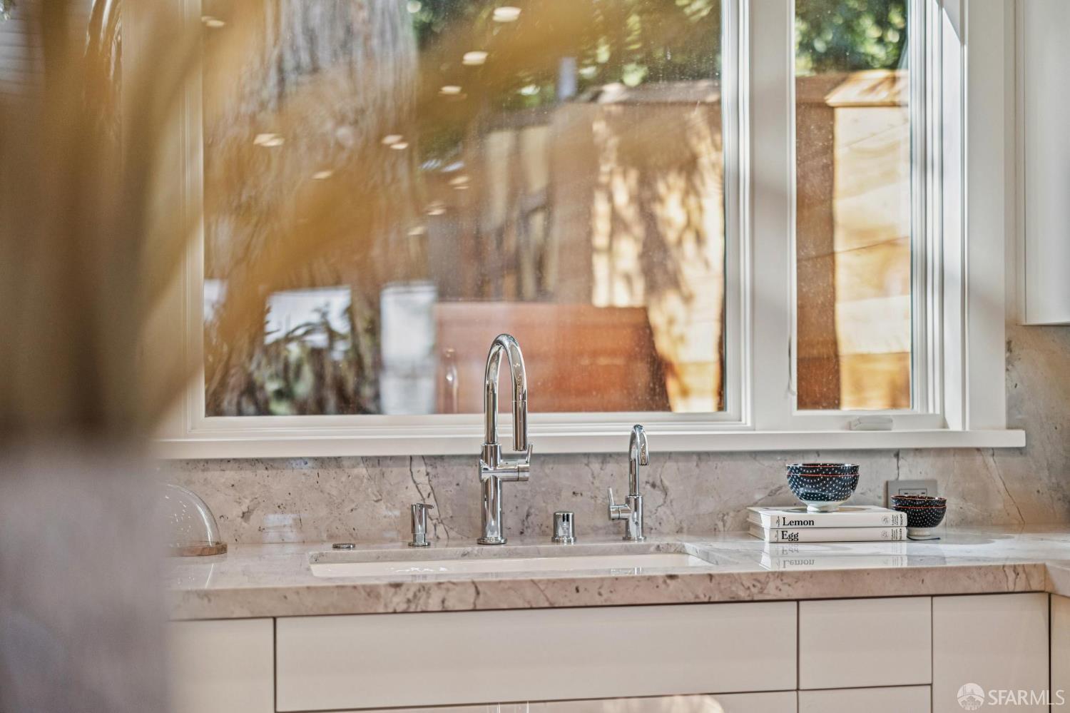 Detail Gallery Image 20 of 53 For 95 Nordhoff St, San Francisco,  CA 94131 - 4 Beds | 5 Baths