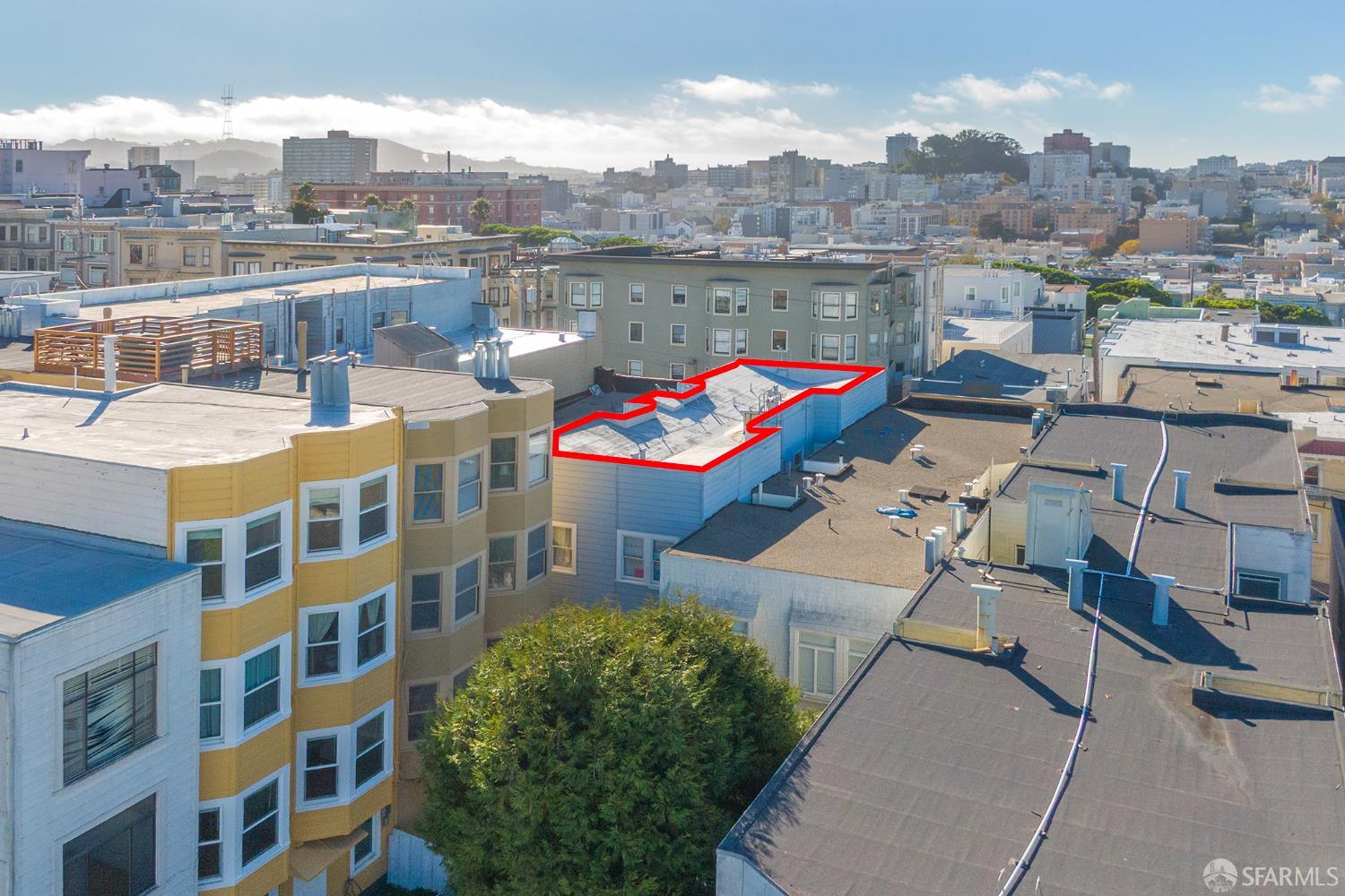 Detail Gallery Image 9 of 27 For 1520 Leavenworth St, San Francisco,  CA 94109 - – Beds | – Baths