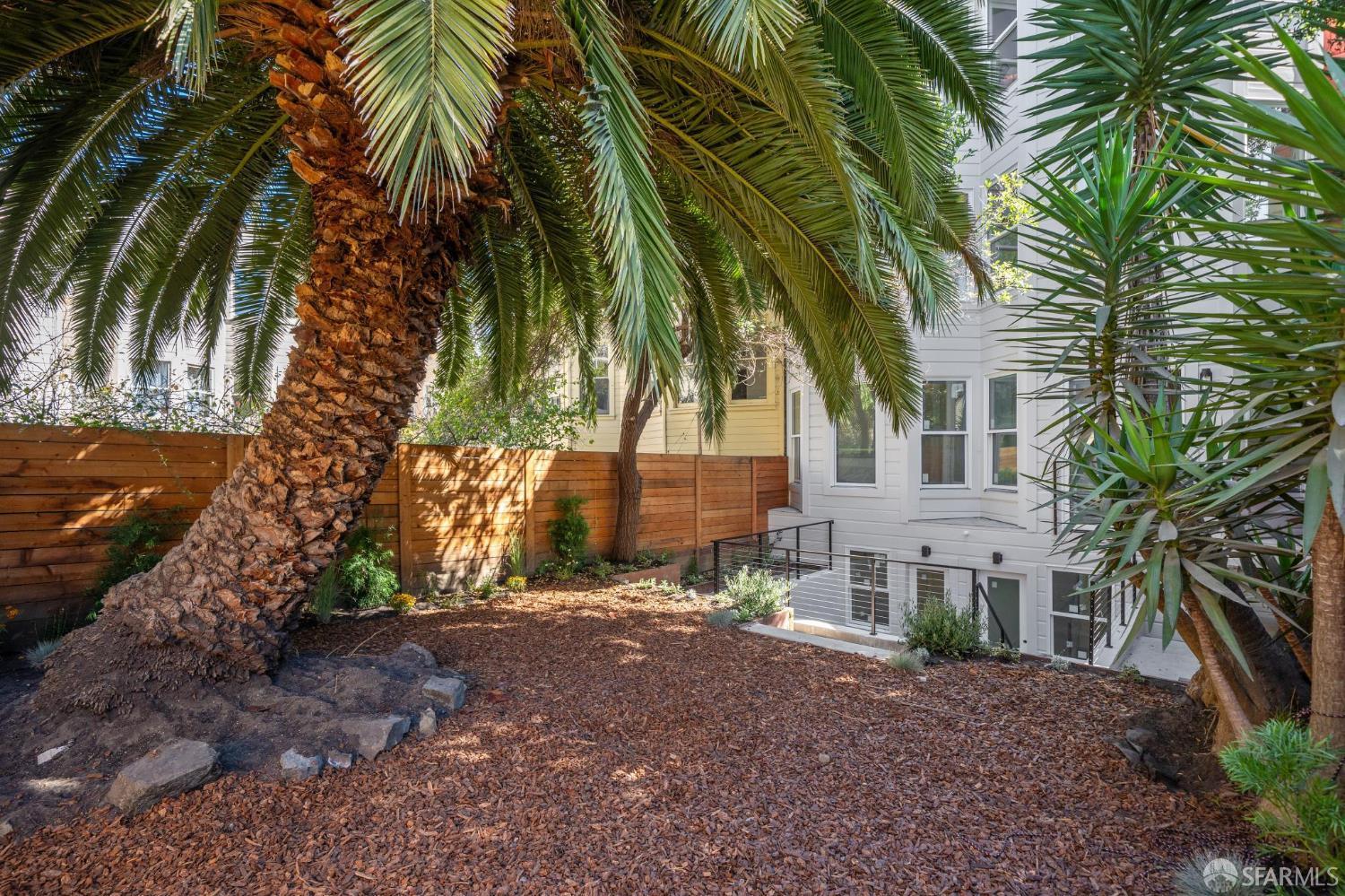 Detail Gallery Image 16 of 17 For 538 Page St a,  San Francisco,  CA 94117 - 3 Beds | 2 Baths