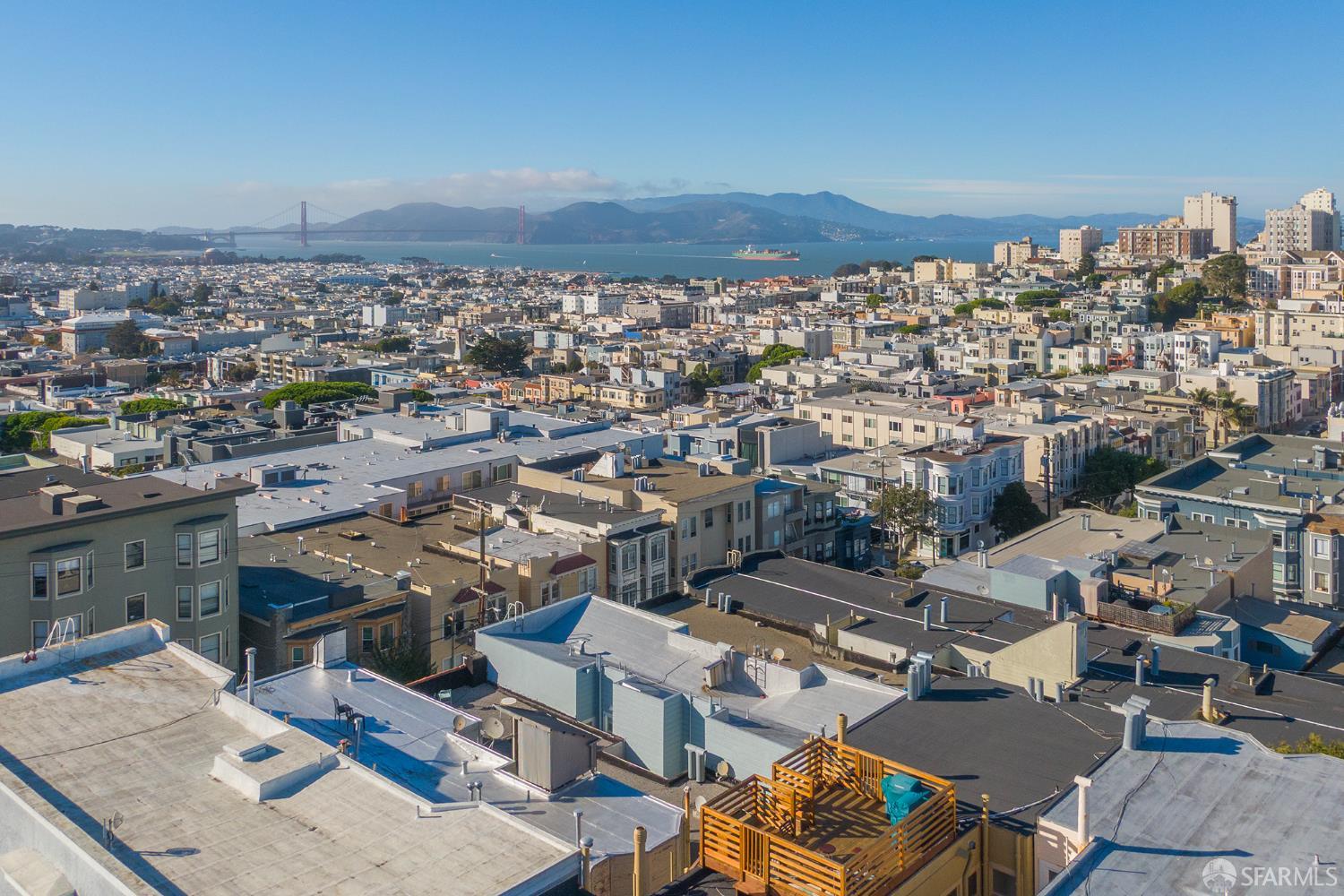 Detail Gallery Image 2 of 27 For 1520 Leavenworth St, San Francisco,  CA 94109 - – Beds | – Baths