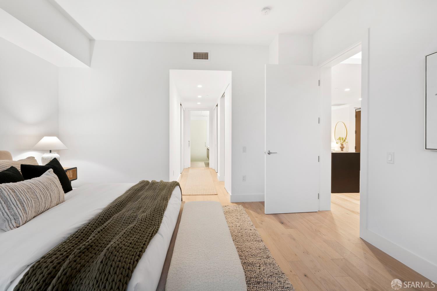 Detail Gallery Image 17 of 60 For 1 Bristol Ct #521,  San Francisco,  CA 94130 - 2 Beds | 2 Baths