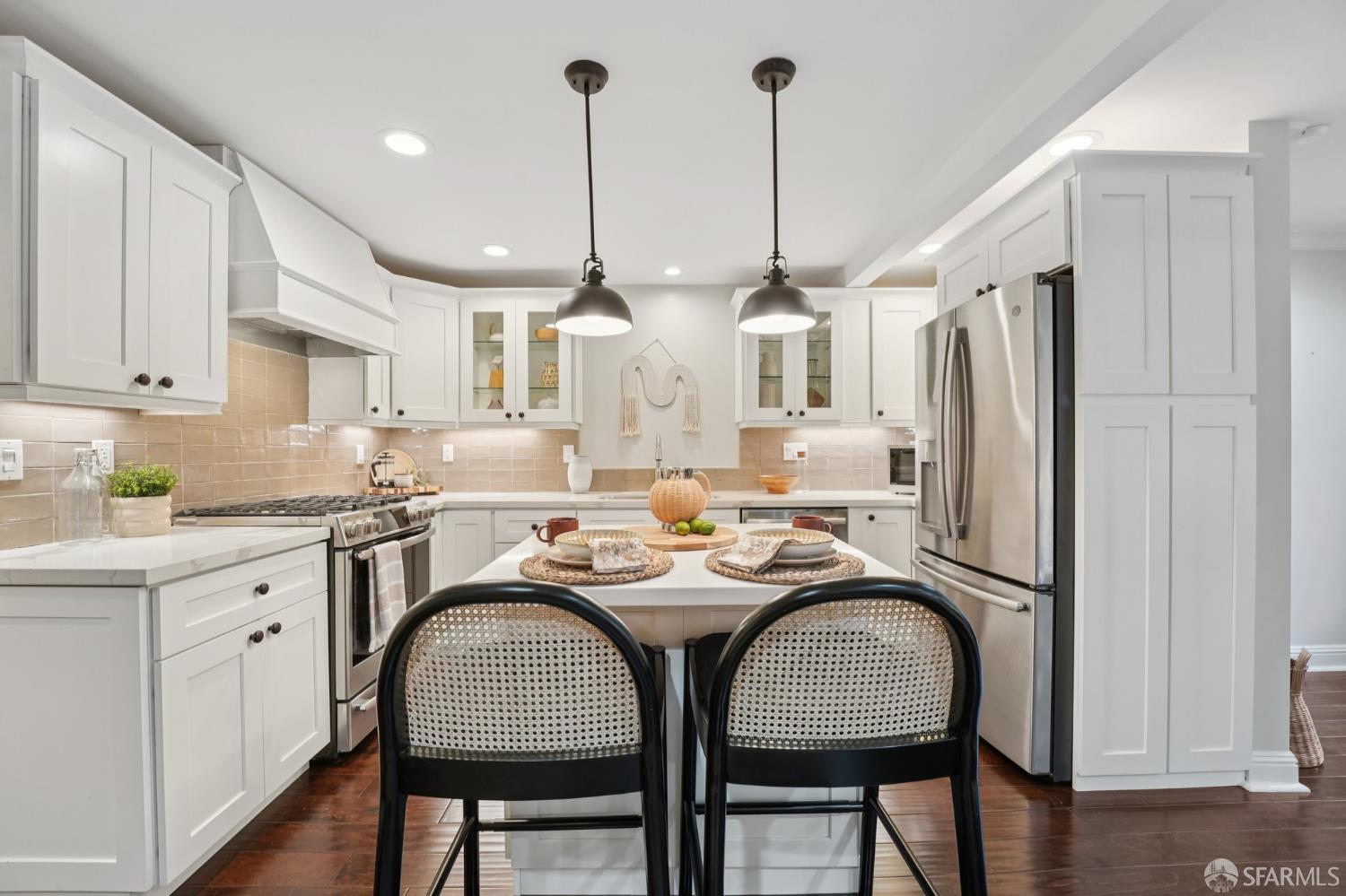 Detail Gallery Image 10 of 45 For 226 Roosevelt Way a,  San Francisco,  CA 94114 - 3 Beds | 2 Baths