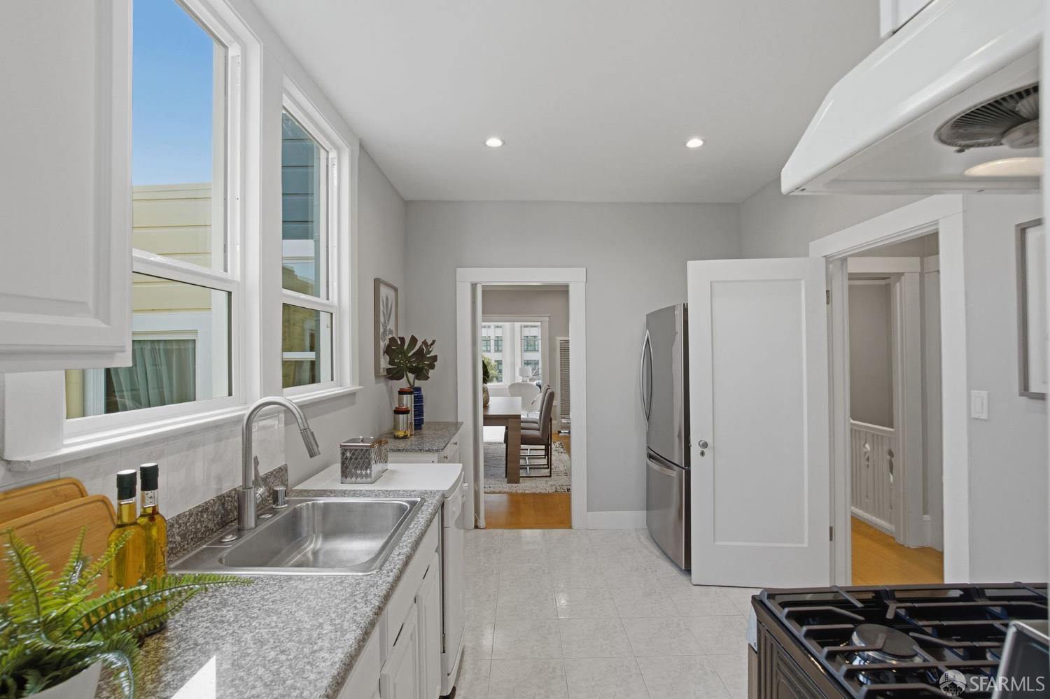 Photo #12: 425087050 Listing: Photo #12