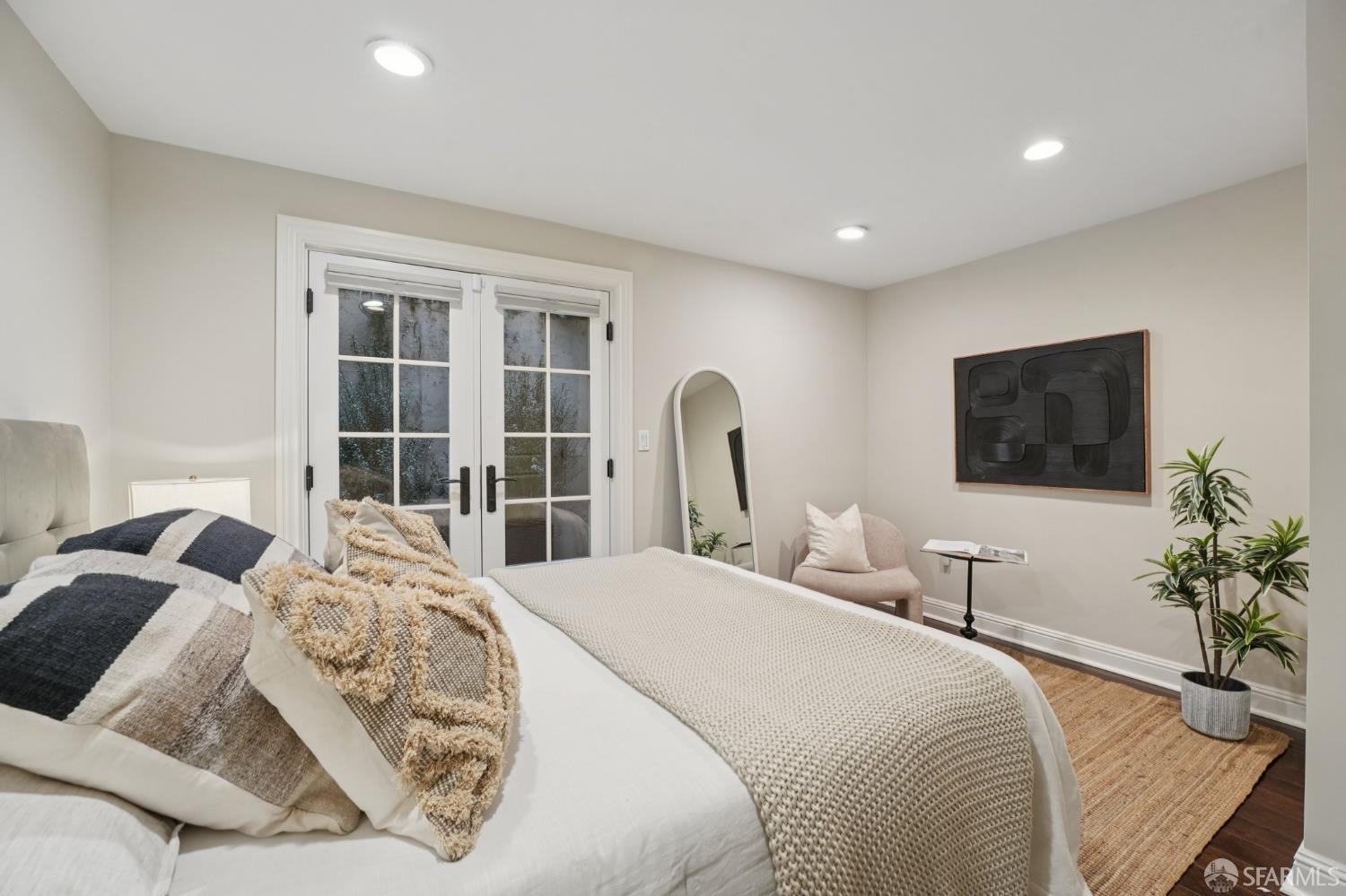 Detail Gallery Image 18 of 45 For 226 Roosevelt Way a,  San Francisco,  CA 94114 - 3 Beds | 2 Baths