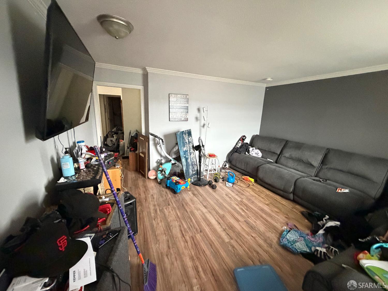 Detail Gallery Image 5 of 32 For 462 Milton Ave, San Bruno,  CA 94066 - – Beds | – Baths