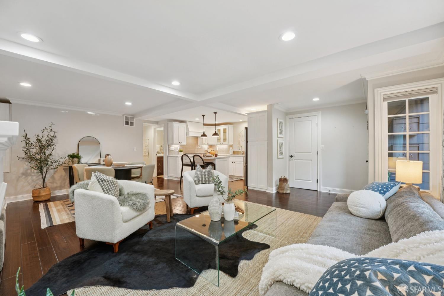 Detail Gallery Image 7 of 45 For 226 Roosevelt Way a,  San Francisco,  CA 94114 - 3 Beds | 2 Baths