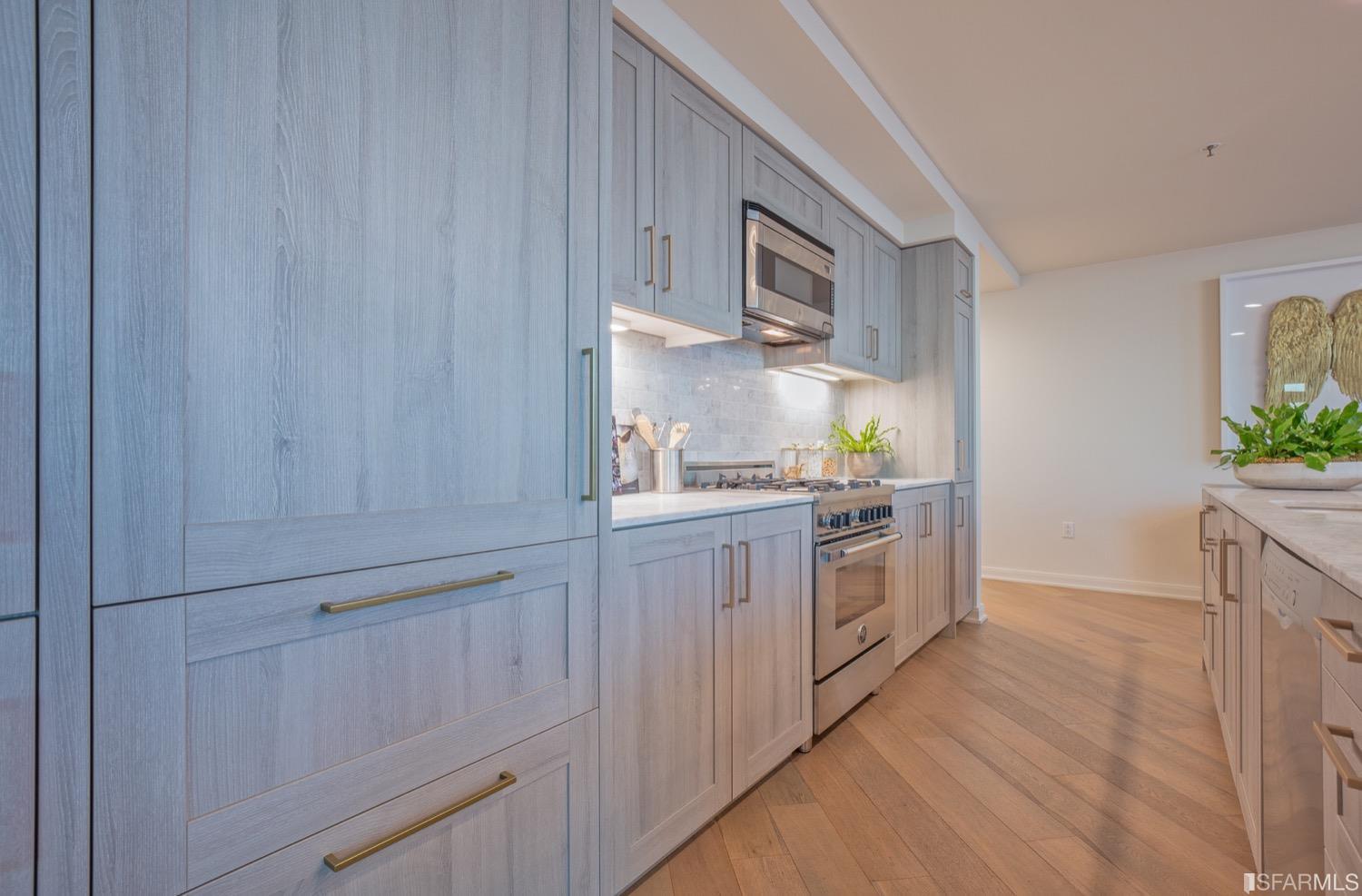Detail Gallery Image 11 of 93 For 401 Harrison St 46b,  San Francisco,  CA 94105 - 3 Beds | 3/1 Baths
