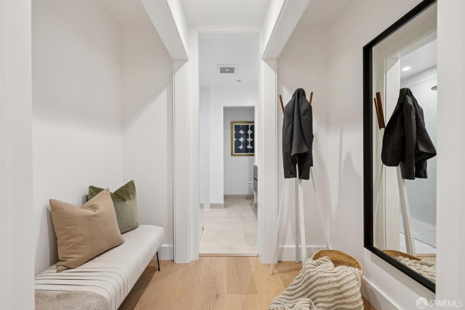 Detail Gallery Image 9 of 17 For 538 Page St a,  San Francisco,  CA 94117 - 3 Beds | 2 Baths