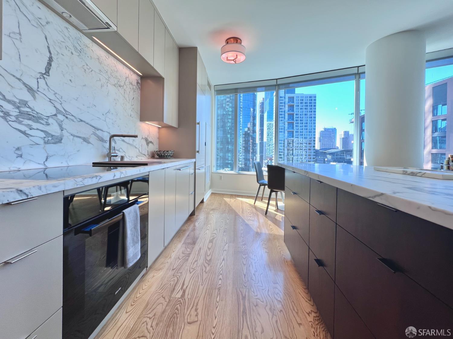 Detail Gallery Image 8 of 77 For 301 Main St 16h,  San Francisco,  CA 94105 - 2 Beds | 2 Baths