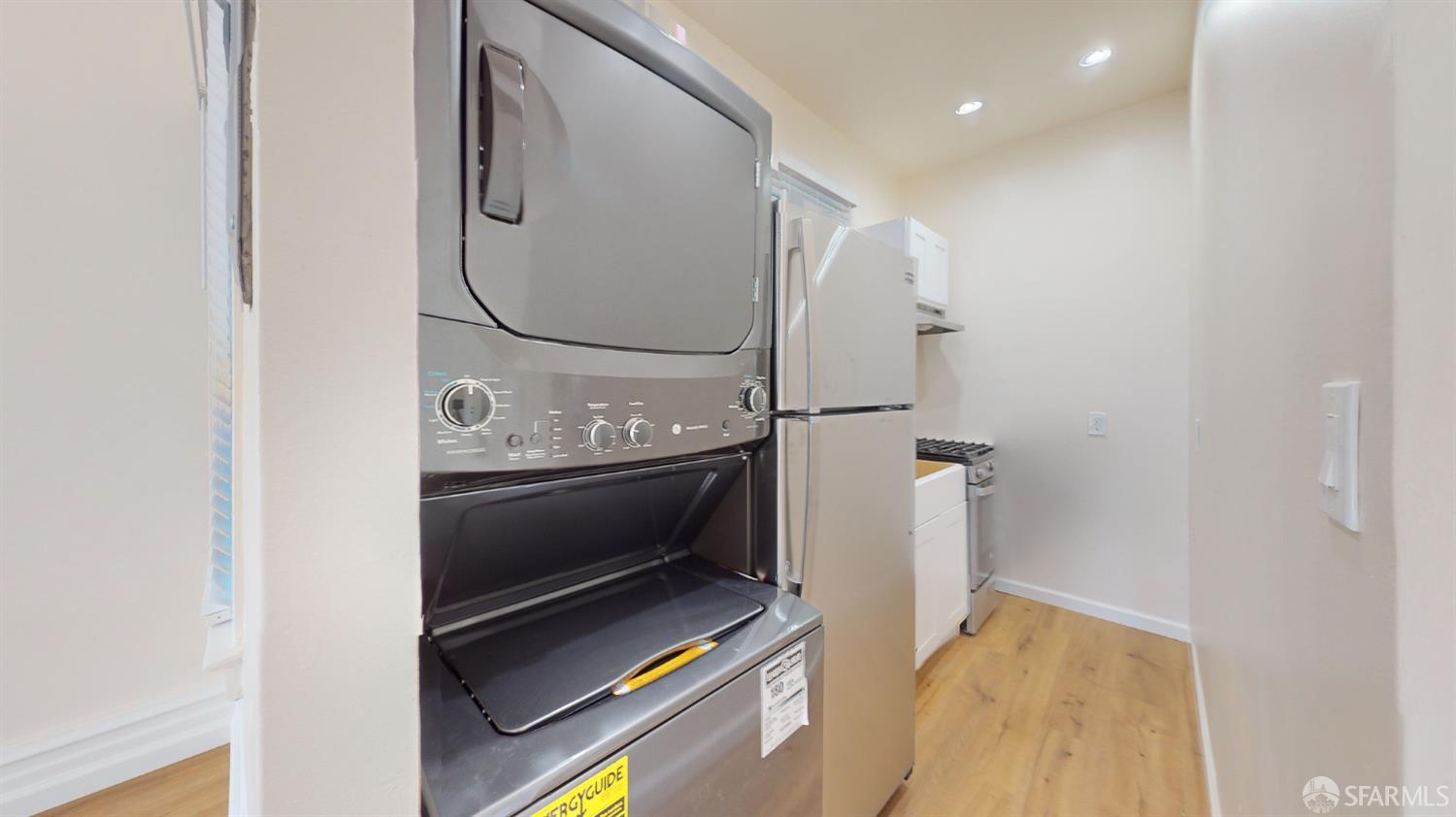 Detail Gallery Image 10 of 27 For 1520 Leavenworth St, San Francisco,  CA 94109 - – Beds | – Baths