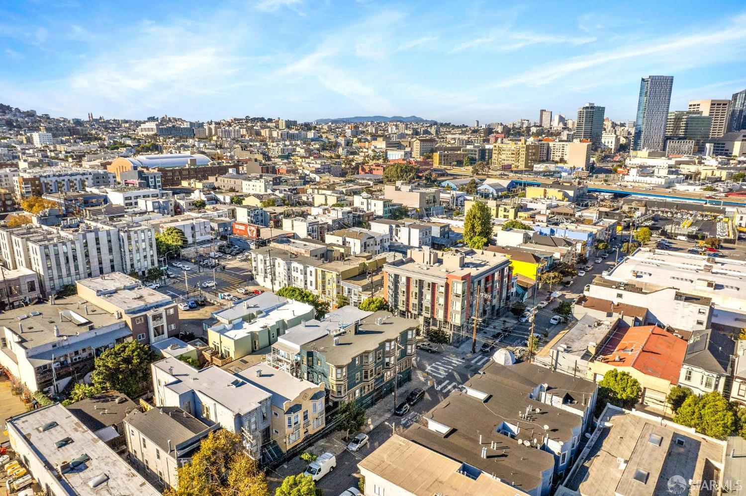 Detail Gallery Image 4 of 12 For 100 Shotwell St, San Francisco,  CA 94103 - – Beds | – Baths