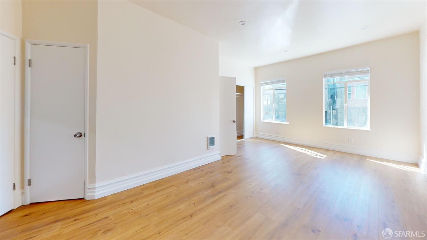 Detail Gallery Image 14 of 27 For 1520 Leavenworth St, San Francisco,  CA 94109 - – Beds | – Baths