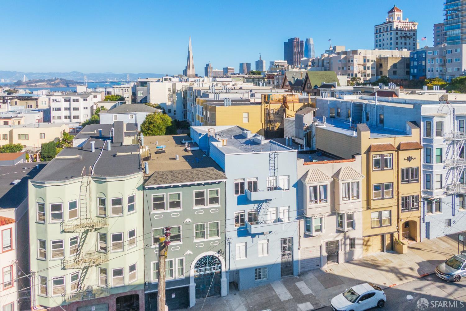 Detail Gallery Image 8 of 27 For 1520 Leavenworth St, San Francisco,  CA 94109 - – Beds | – Baths