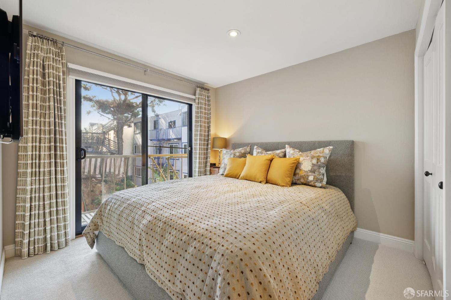 Photo #45: 425087496 Listing: Photo #45