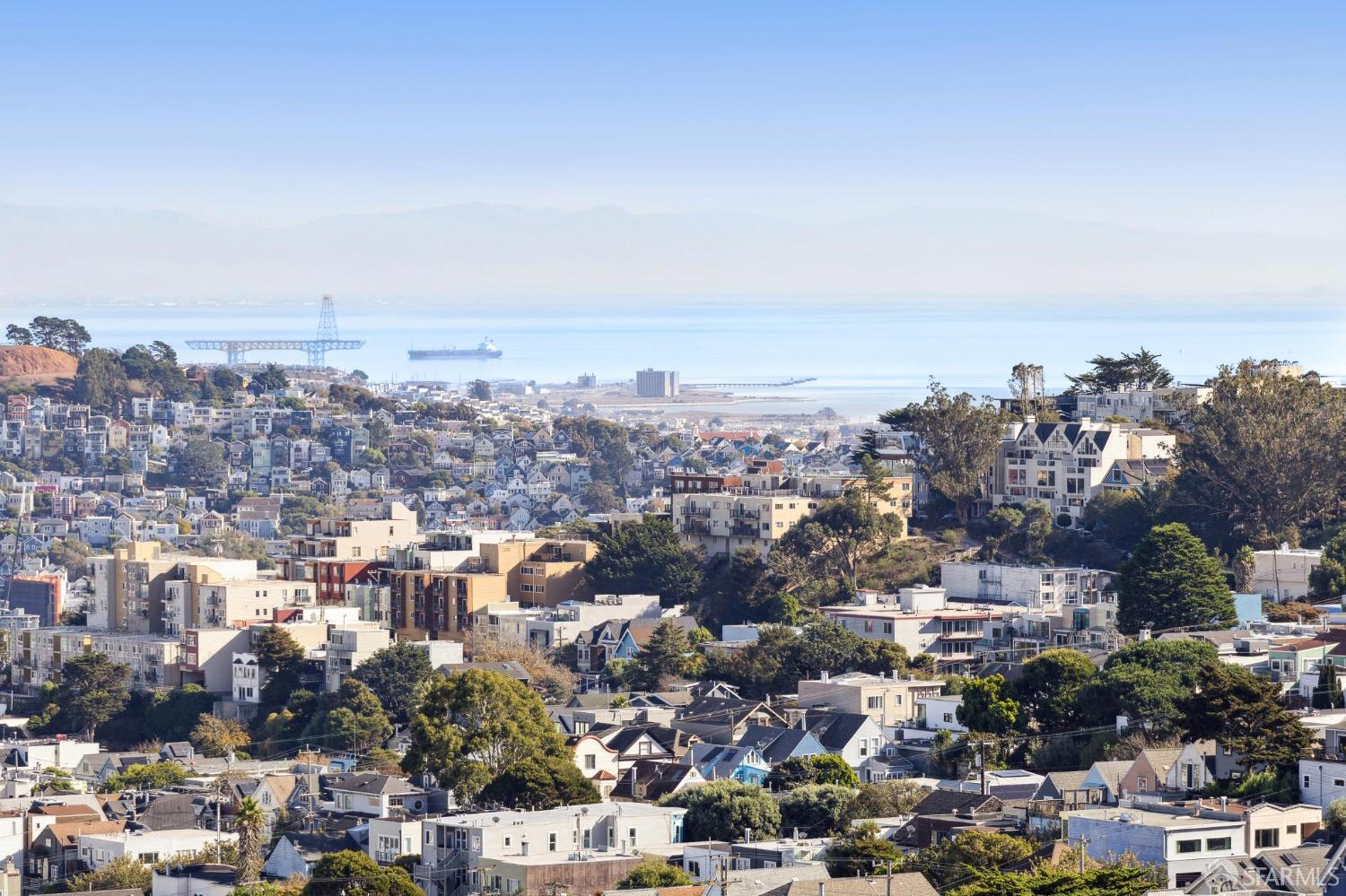 Detail Gallery Image 24 of 32 For 505 Grand View Ave #4,  San Francisco,  CA 94114 - 2 Beds | 2 Baths