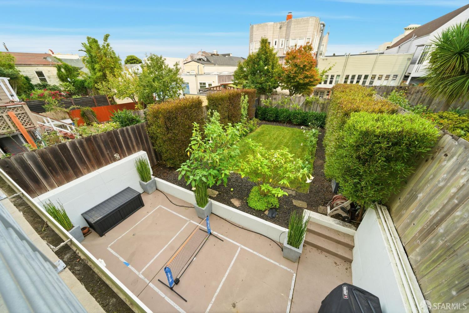 Detail Gallery Image 29 of 57 For 161 Collingwood St, San Francisco,  CA 94114 - 3 Beds | 3 Baths