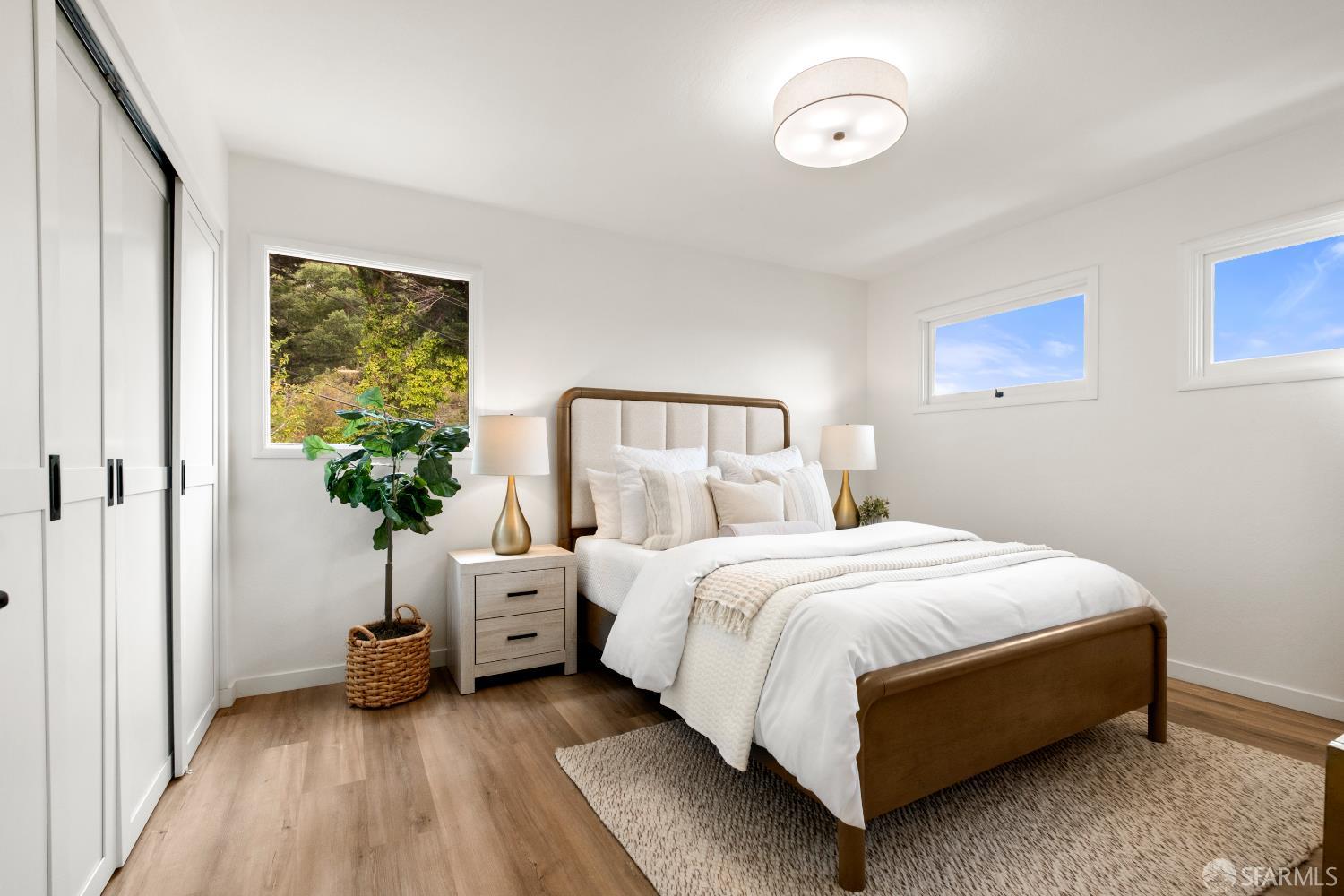 Detail Gallery Image 25 of 52 For 1441 Crestwood Dr, San Bruno,  CA 94066 - 3 Beds | 3 Baths