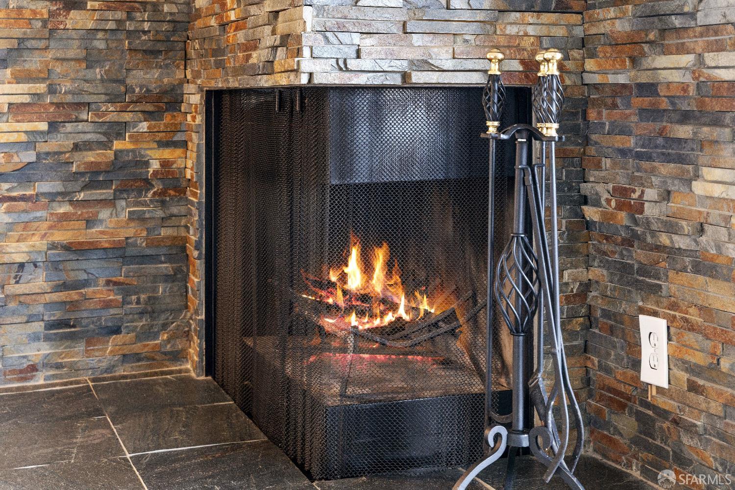 Detail Gallery Image 10 of 31 For 66 Eddystone Ct, Redwood City,  CA 94065 - 1 Beds | 1 Baths