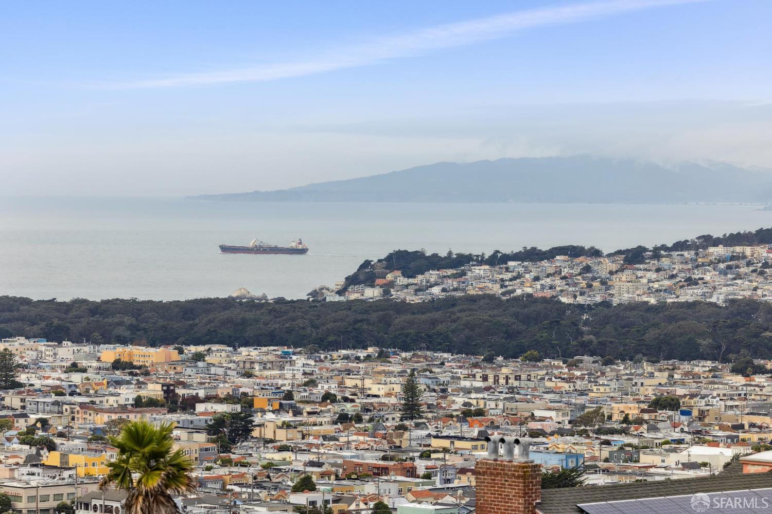 Detail Gallery Image 14 of 99 For 2024 15th Ave, San Francisco,  CA 94116 - 3 Beds | 4/1 Baths