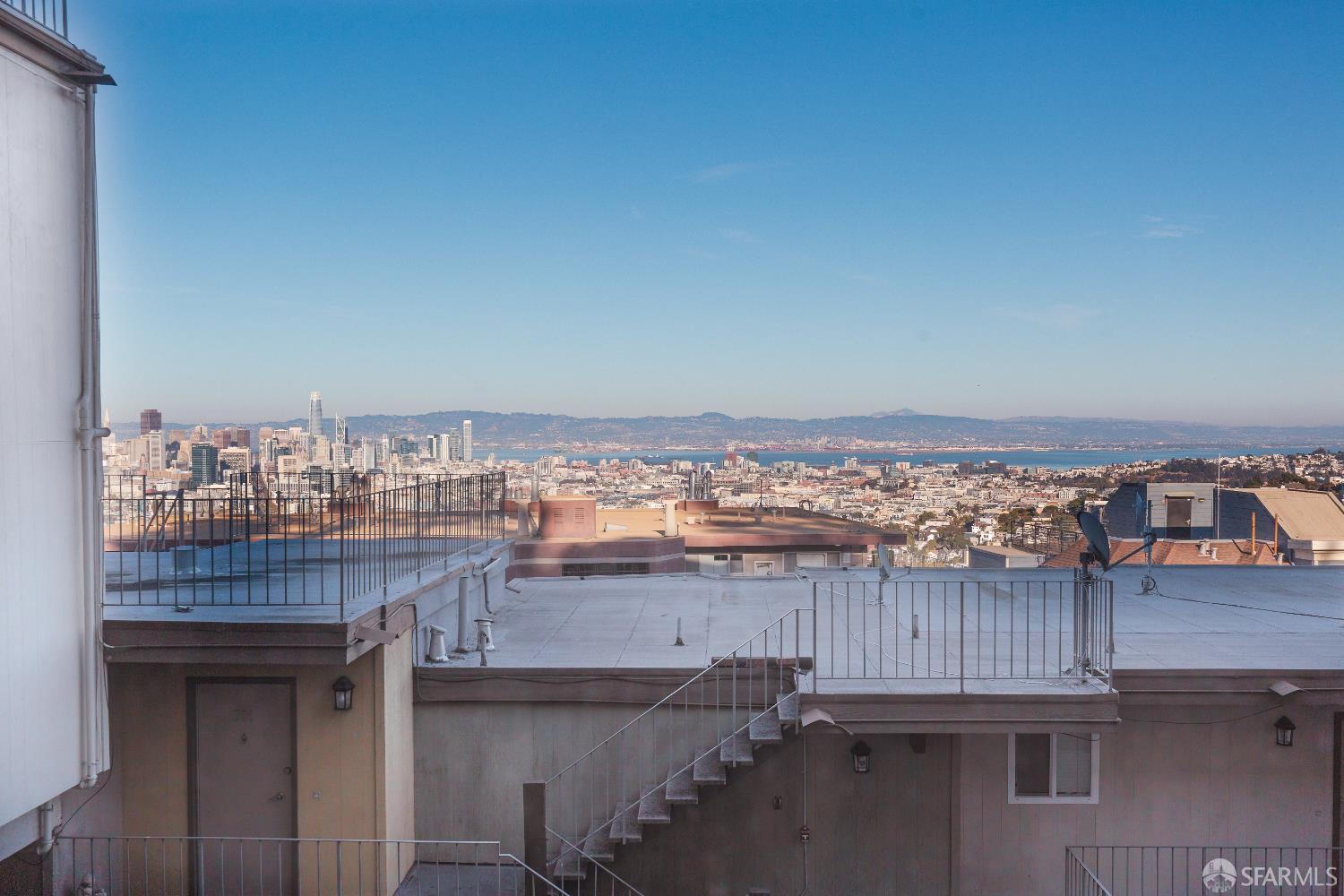 646 Corbett Avenue # 603