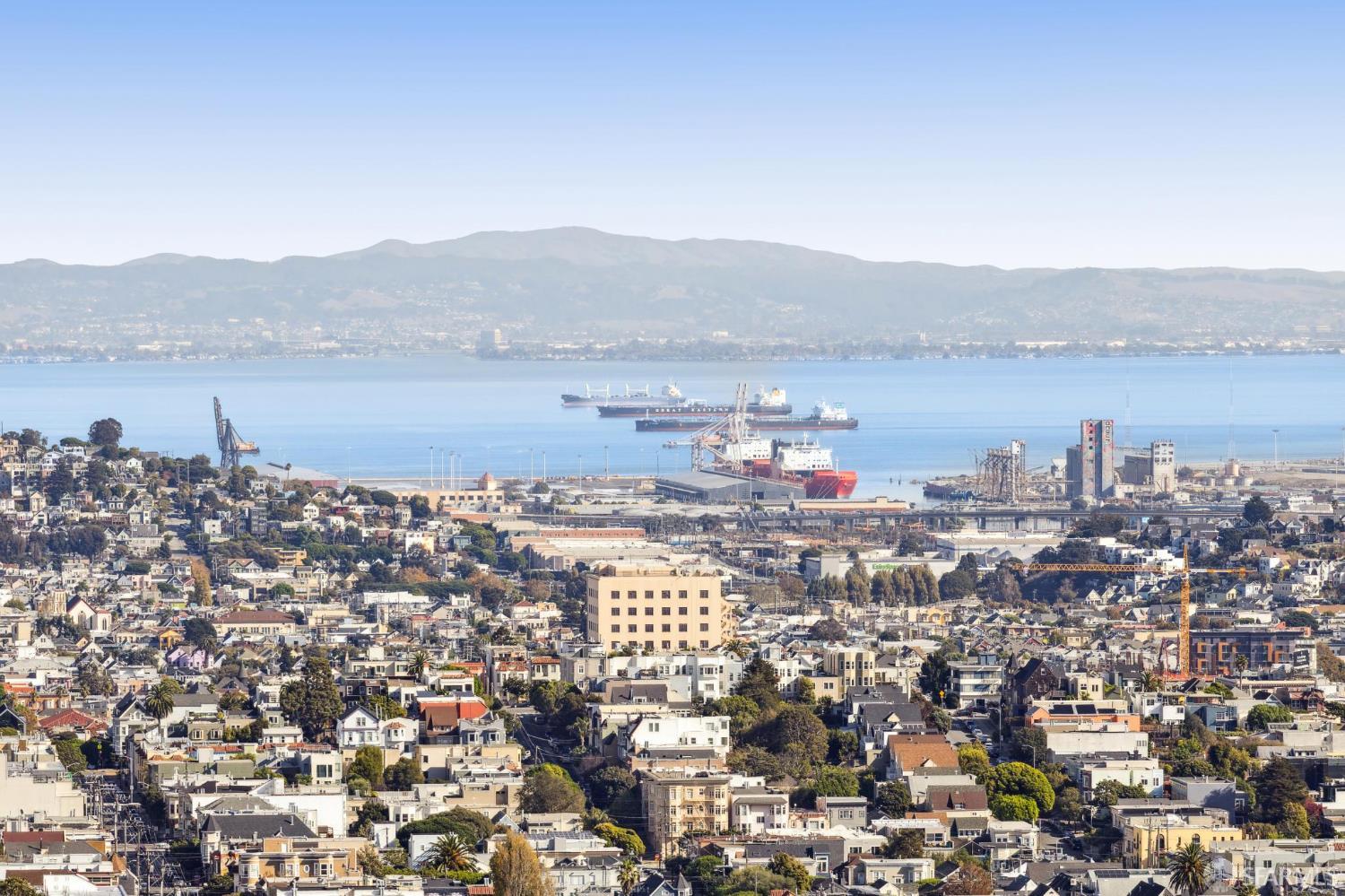 Detail Gallery Image 21 of 32 For 505 Grand View Ave #4,  San Francisco,  CA 94114 - 2 Beds | 2 Baths