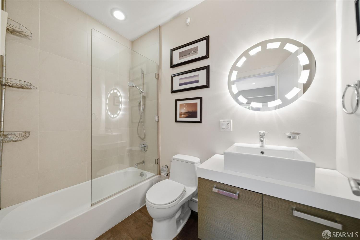 Detail Gallery Image 34 of 57 For 161 Collingwood St, San Francisco,  CA 94114 - 3 Beds | 3 Baths