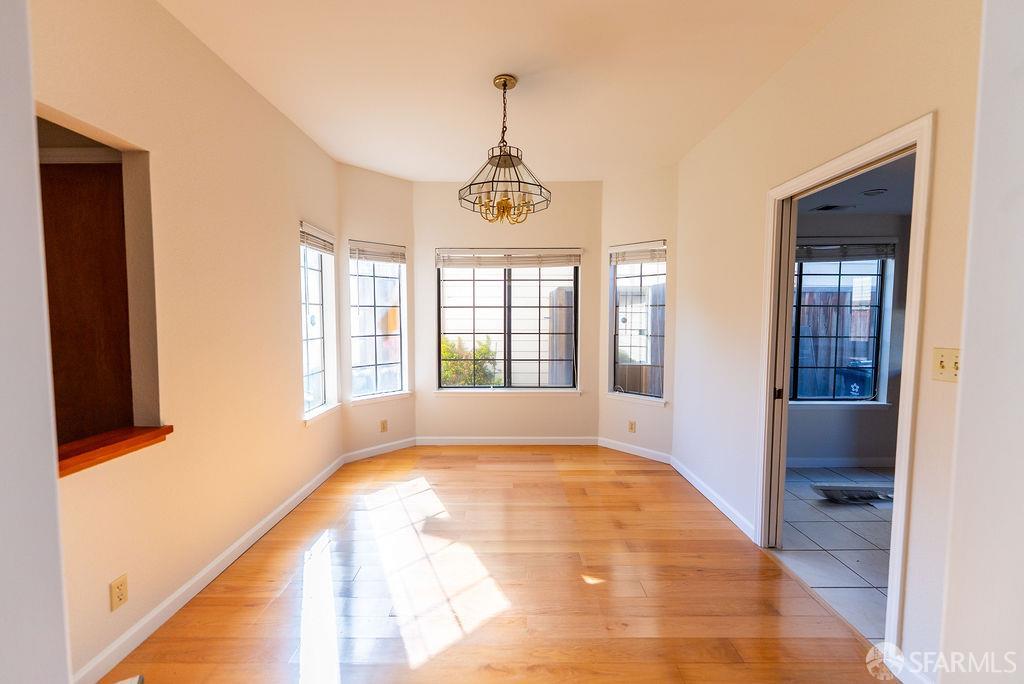 Detail Gallery Image 9 of 24 For 3779 Harlequin Ter, Fremont,  CA 94555 - 4 Beds | 2/1 Baths