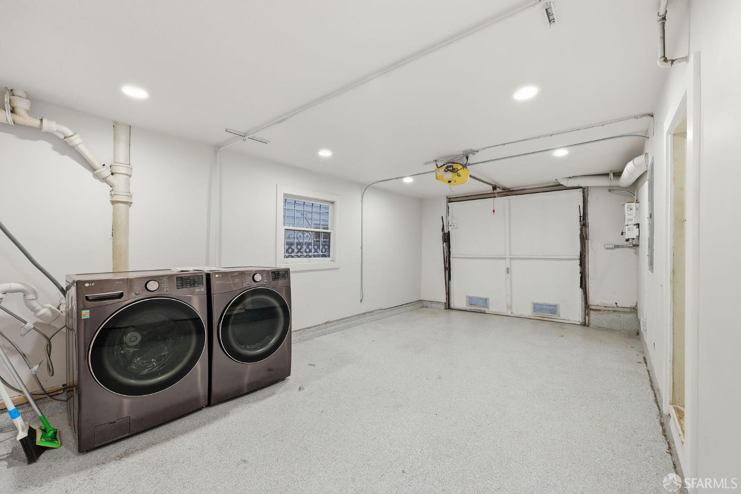 Detail Gallery Image 31 of 41 For 4749 Wilkie St, Oakland,  CA 94619 - 3 Beds | 2 Baths