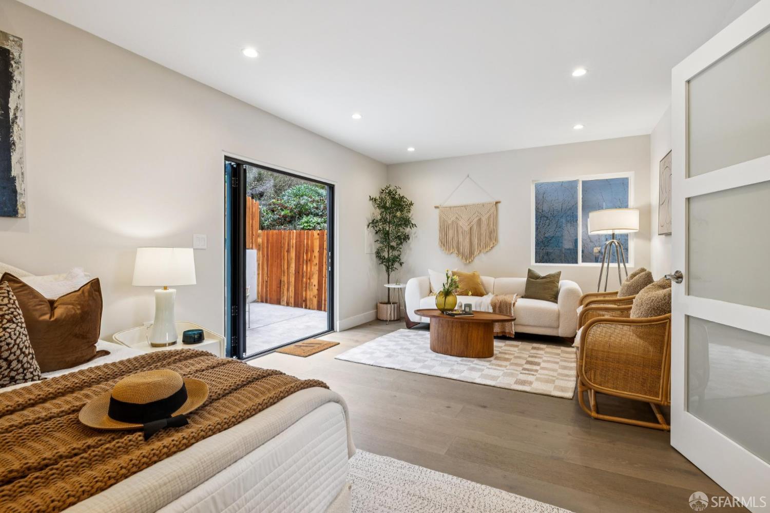 Detail Gallery Image 46 of 99 For 2024 15th Ave, San Francisco,  CA 94116 - 3 Beds | 4/1 Baths