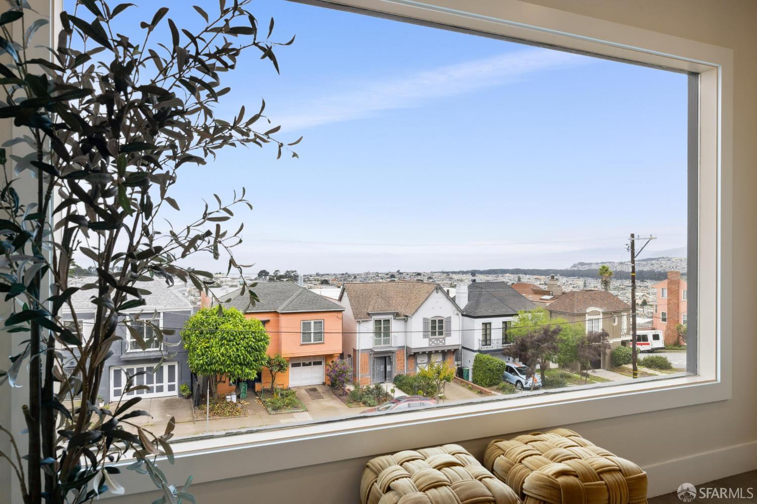 Detail Gallery Image 42 of 99 For 2024 15th Ave, San Francisco,  CA 94116 - 3 Beds | 4/1 Baths