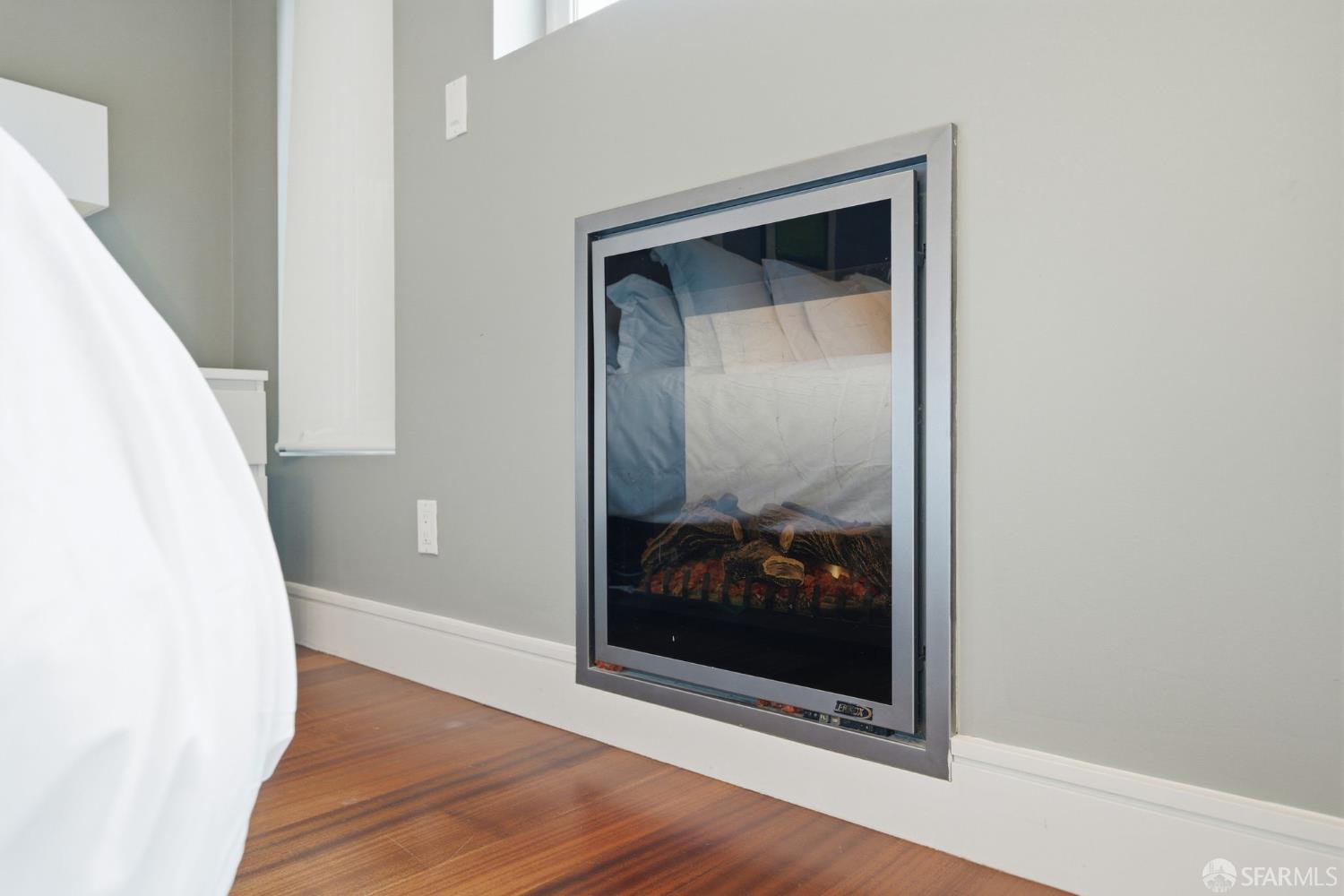 Detail Gallery Image 32 of 57 For 161 Collingwood St, San Francisco,  CA 94114 - 3 Beds | 3 Baths