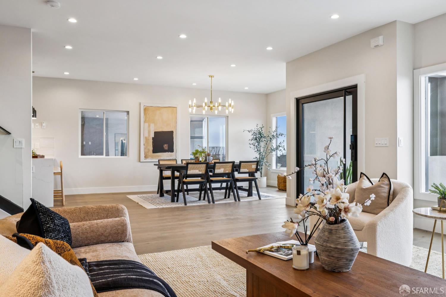 Detail Gallery Image 32 of 99 For 2024 15th Ave, San Francisco,  CA 94116 - 3 Beds | 4/1 Baths