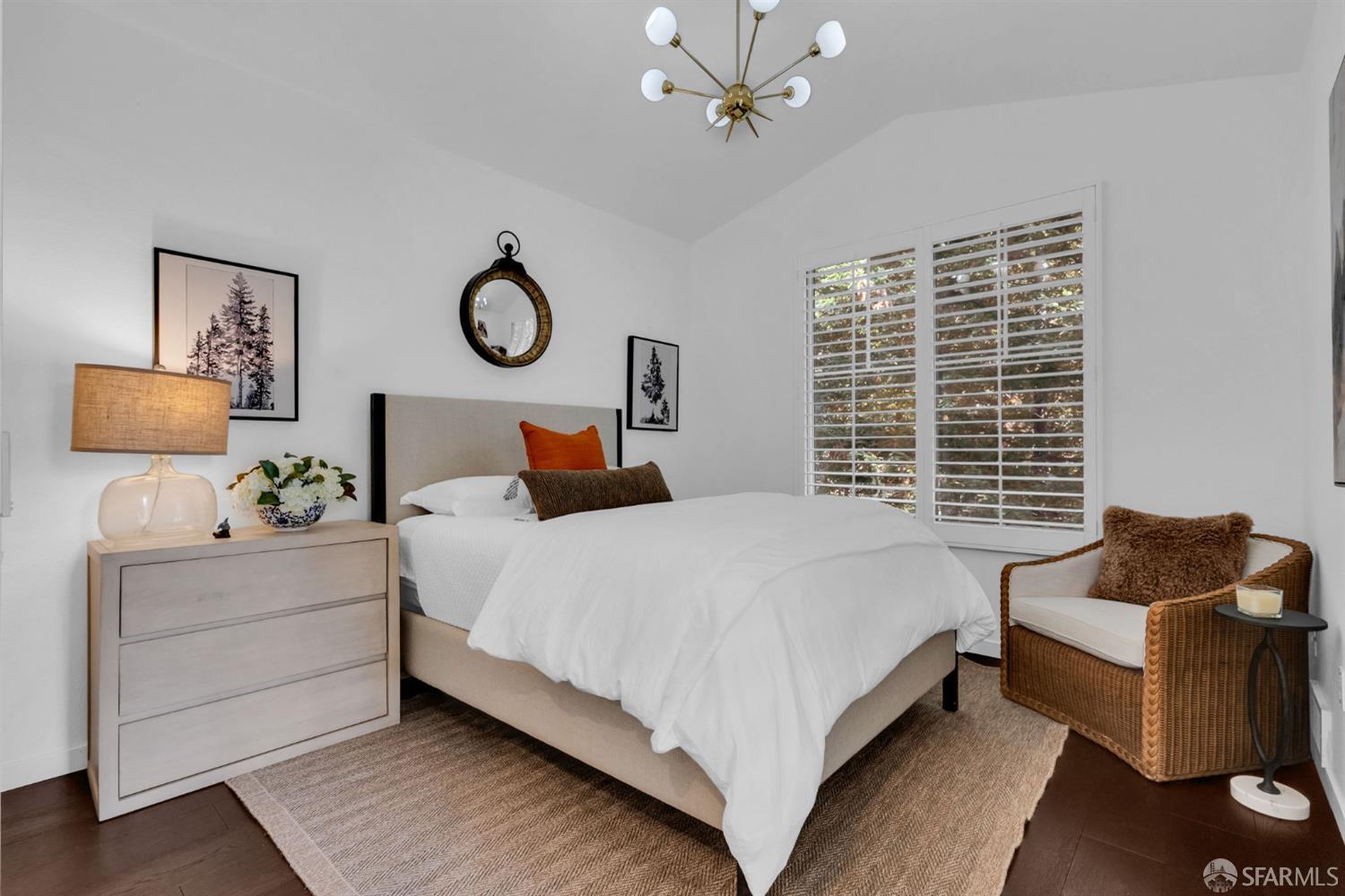 Detail Gallery Image 11 of 25 For 180 Caldecott Ln #314,  Oakland,  CA 94618 - 1 Beds | 1 Baths