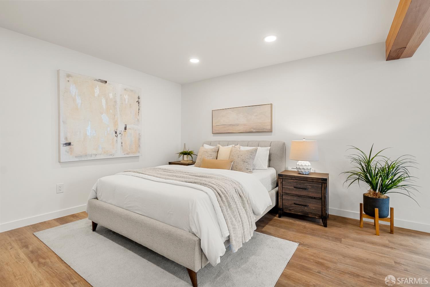 Detail Gallery Image 33 of 52 For 1441 Crestwood Dr, San Bruno,  CA 94066 - 3 Beds | 3 Baths