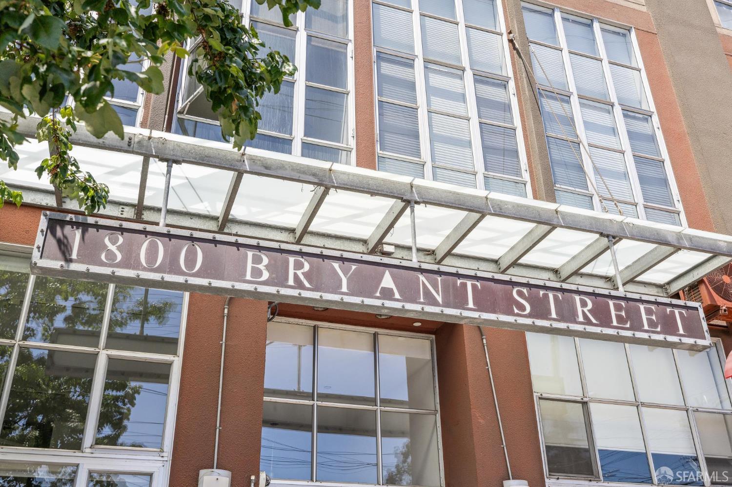 Photo #2: 425087553 Listing: Photo #2