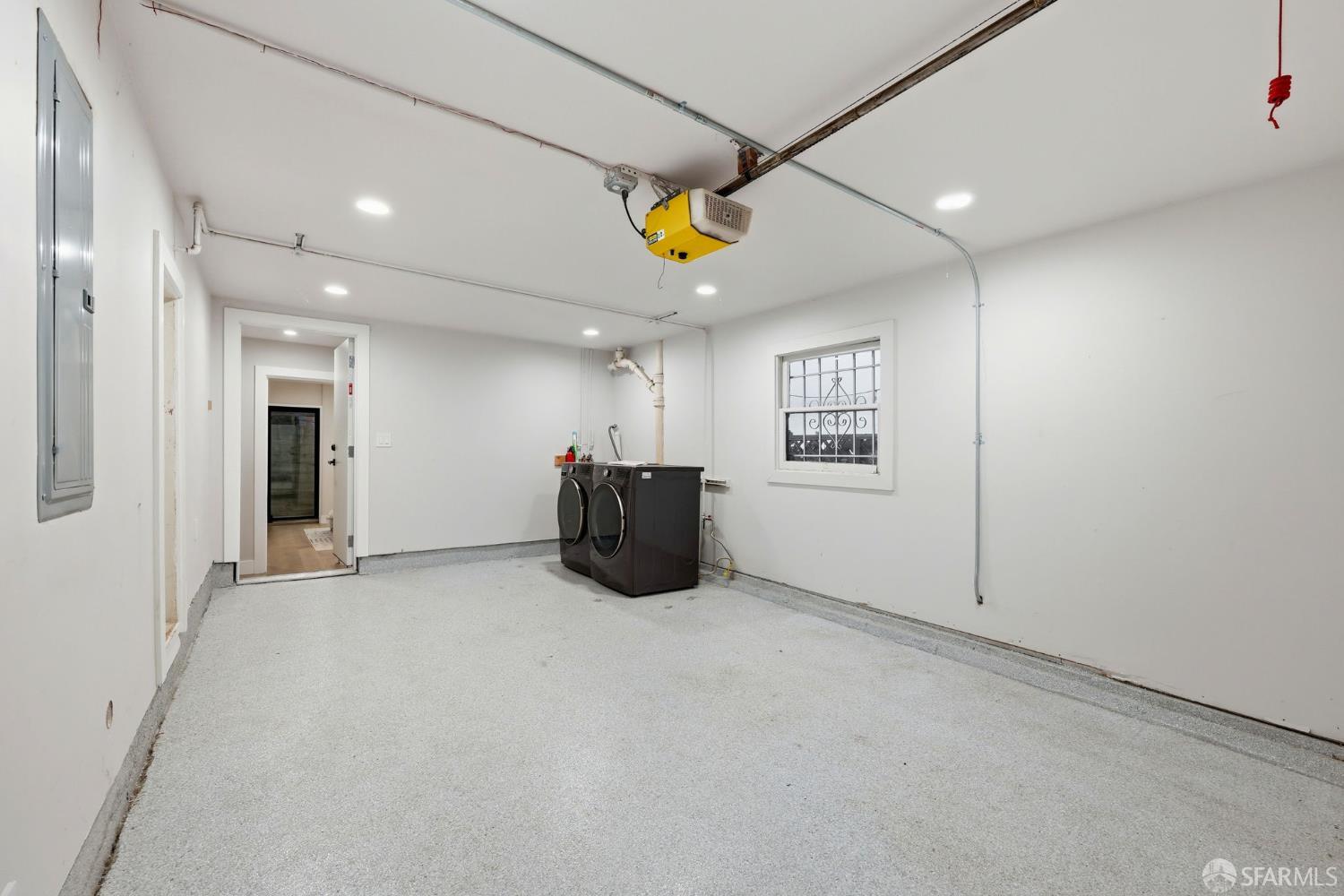 Detail Gallery Image 32 of 41 For 4749 Wilkie St, Oakland,  CA 94619 - 3 Beds | 2 Baths